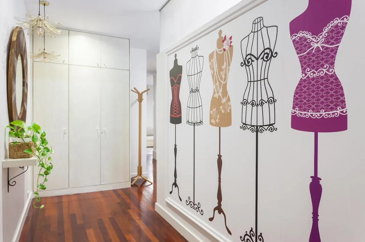 Art House Granvia Apartment Barcelona 0*,