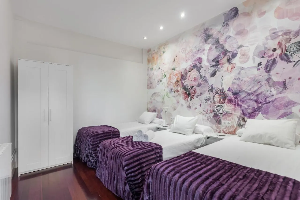 Art House Granvia Apartment Barcelona Spain