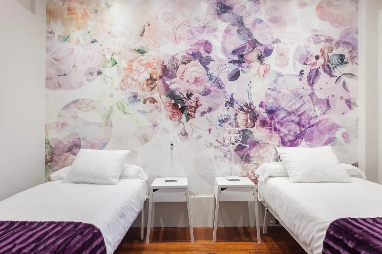 Art House Granvia Apartment Barcelona 0*,  Spain