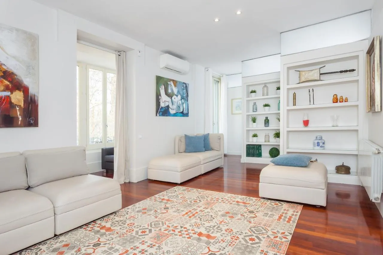 Art House Granvia Apartment Barcelona